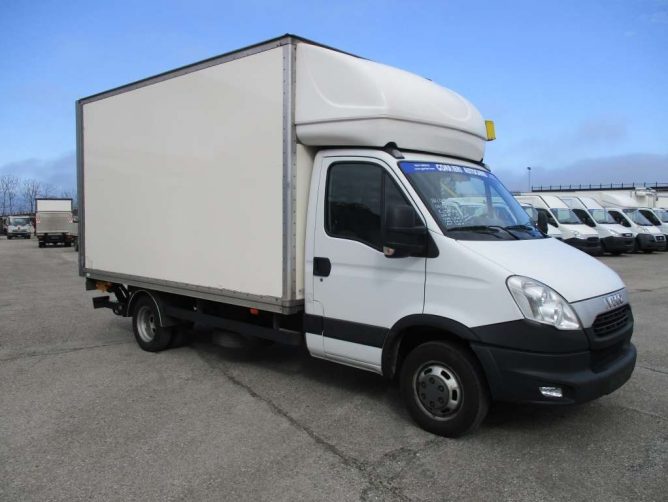 IVECO DAILY 35C15 EURO5 BOX + SPONDA CARICATRICE
