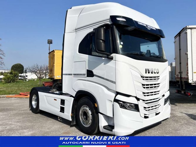 Iveco S-Way AS440S51TP