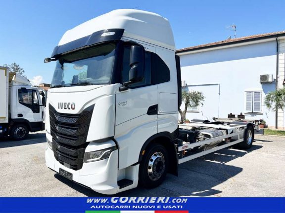 Iveco Stralis S-Way AS190S42FP